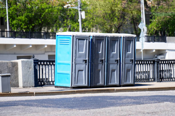 Portable Toilet Options We Offer in Merriam Woods, MO